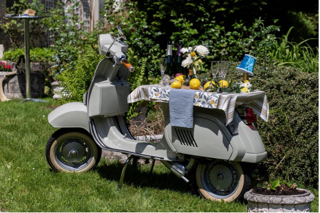 Gastbeitrag: Dolce Vita Vespa für Hochzeiten