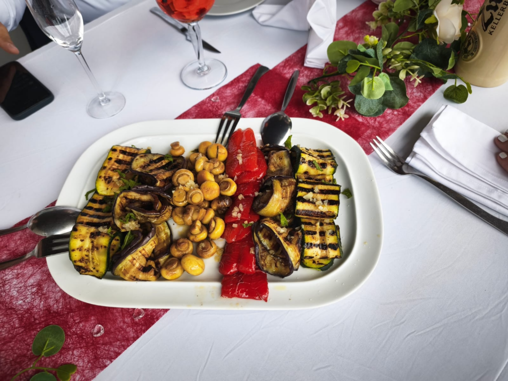 Antipasti als Vorspeise beim italienischen Hochzeitsmenü