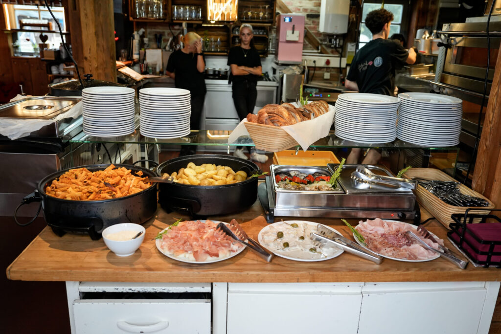 Gustav`s Hütte Italienisches Buffet